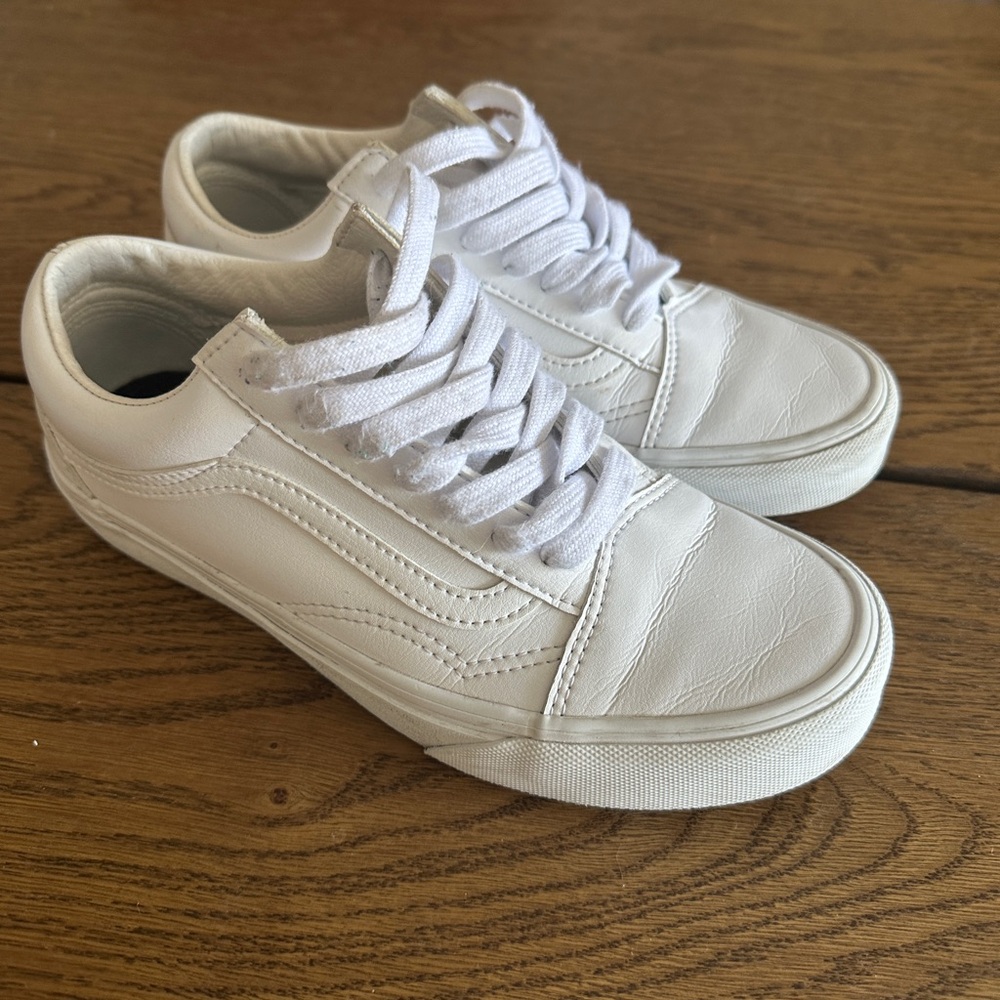 White Vans Old Skool - image 1